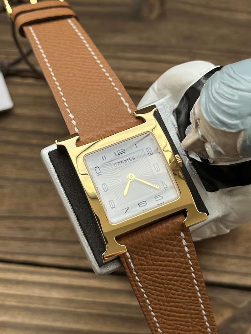 BV공장 에르메스 Hermes H Hour 26MM 옐로우골드 (시계)